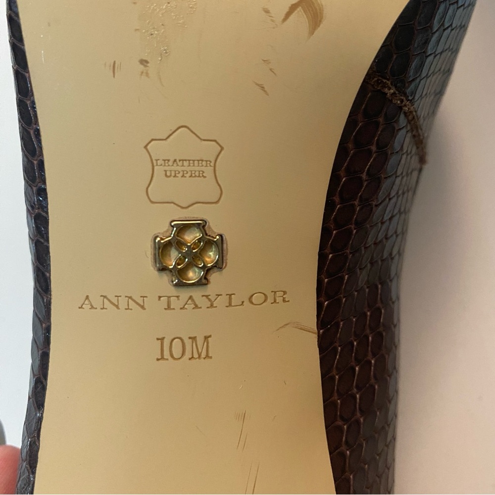 Ann Taylor Snakeskin Heels Size 10M - Picture 9 of 10